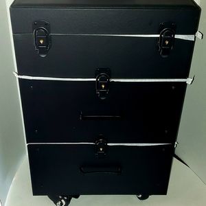 Ver Beauty Makeup Case on Wheels